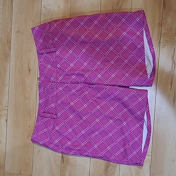 adidas Pants - Adidas women's size 10 pink shorts